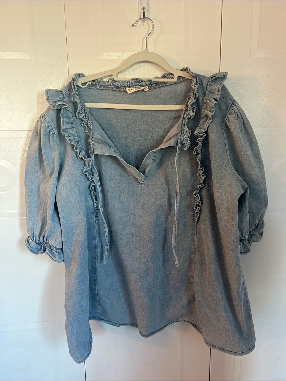 Three Bird Nest The Nest Timeless Way Denim Ruffle Top Boho Size M